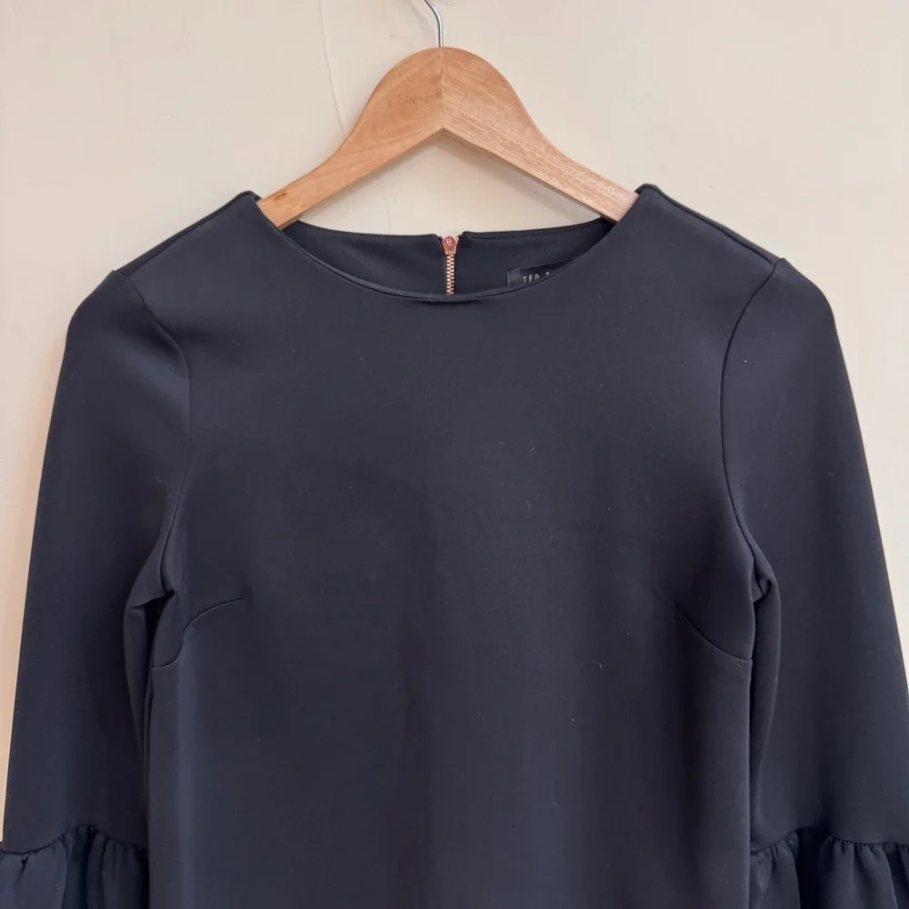 Ted Baker London Black Lolare Bell Sleeve Top Back Zipper Womens Size XS
